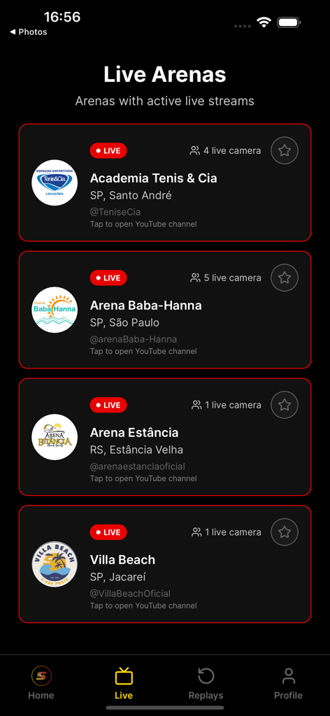 Smash Live - Interface of the Smash Live app showing a list of active sports arenas with live streaming cameras and YouTube links.