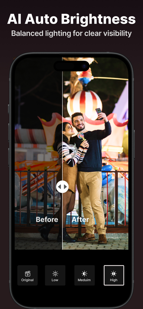 AI Video Enhancer & Upscaler - Ein Vorher-Nachher-Seitenvergleich zeigt die KI-Automatik-Helligkeitsfunktion, die ein dunkles Nachtvideo eines Paares verbessert.