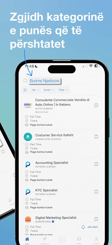 Interfaz de la aplicación móvil Staff.al que muestra una lista de oportunidades de empleo con filtros de búsqueda