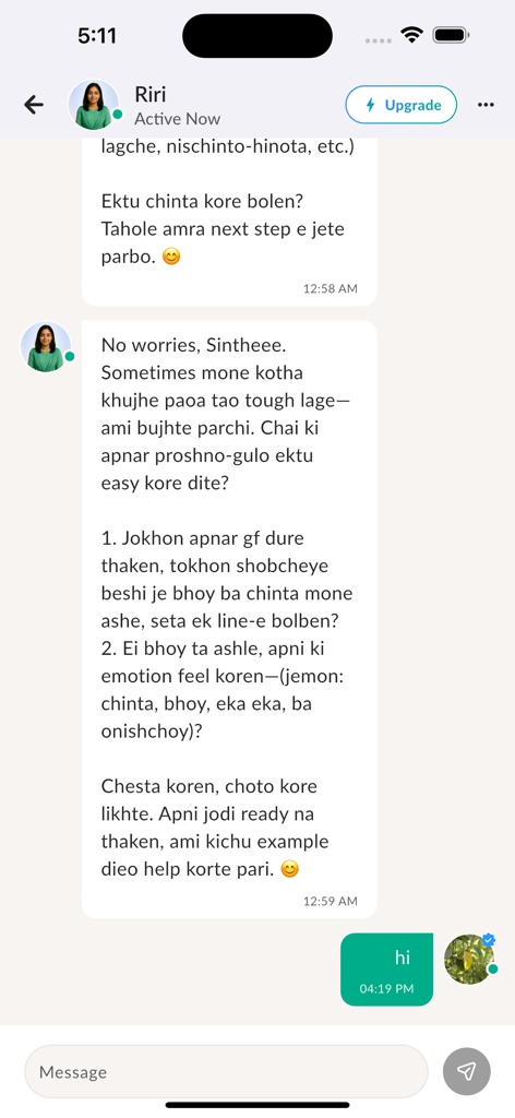 A mobile chat interface from the Relaxy app showing a conversation with a mental health expert providing relationship guidance