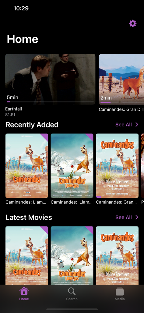 Swiftfin - Swiftfin Mobile App Home Screen zeigt eine Filmbibliothek mit Postern und Kategorien im dunklen Modus