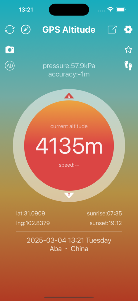 GPS Altitude&Height tracker - Interface of the GPS Altitude app displaying a current elevation of 4135 meters with pressure and location data