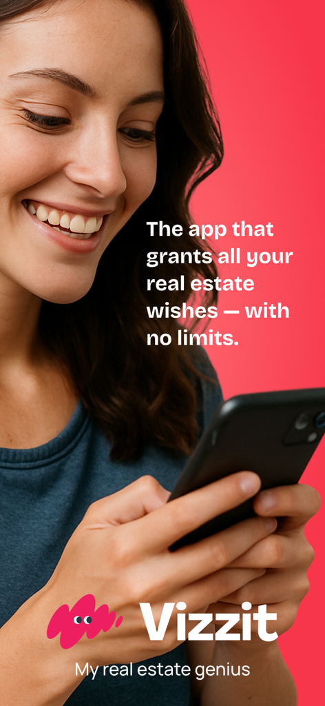 Vizzit - achat location - A smiling woman using her smartphone to search for properties on the Vizzit real estate app.