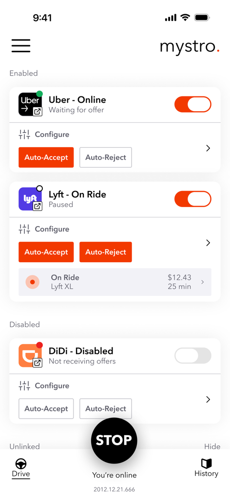 Tableau de bord de l'application Mystro montrant la gestion simultanée des services Uber et Lyft avec les paramètres d'automatisation