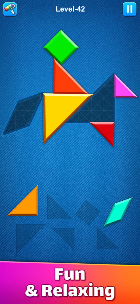 Bunte geometrische Formen, die in eine graue Silhouette im Tangram Puzzle Polygrams Game eingefügt werden