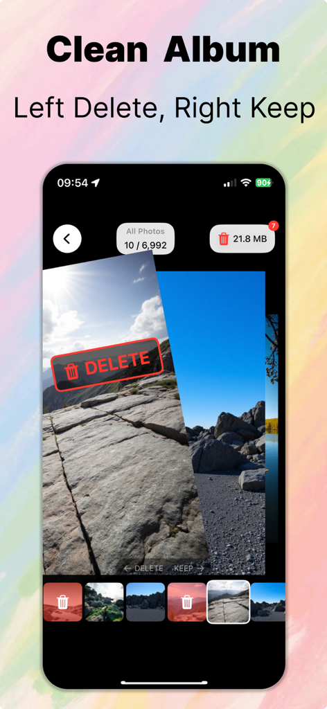 Interfaz de la función Clean Album de la aplicación CamFusion, donde los usuarios deslizan a la izquierda para eliminar o a la derecha para conservar fotos y ahorrar espacio de almacenamiento.