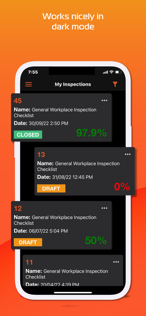 Riskware - Interfaz de la aplicación móvil Riskware que muestra listas de verificación de inspección en el lugar de trabajo en modo oscuro.