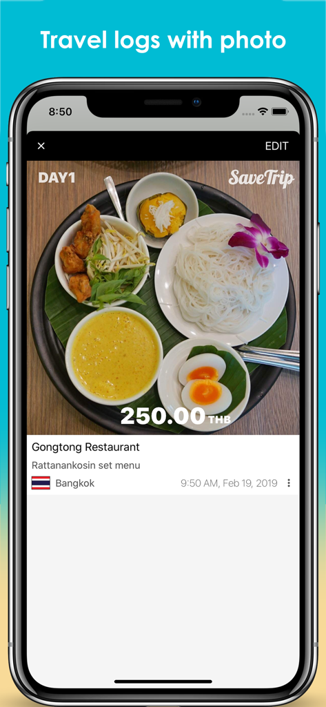 SaveTrip - SaveTrip 앱 인터페이스에 방콕에서의 태국 음식 사진과 경비 세부 정보가 포함된 여행 로그 항목이 표시됩니다