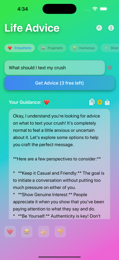 Pantalla de la aplicación Polyai que muestra consejos de coaching de vida de IA para un dilema de mensajería de texto con selección de tono empático.