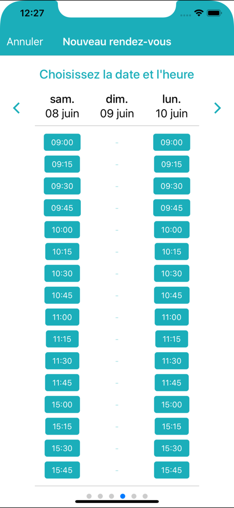 Interfaccia dell'app Pilepoils che mostra le fasce orarie e le date disponibili per la pianificazione di un appuntamento veterinario