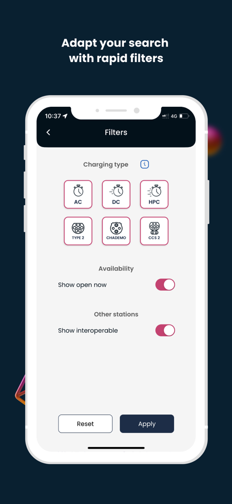 Wenea - Interfaz de la aplicación Wenea que muestra filtros de búsqueda de tipos de recarga de vehículos eléctricos, conectores y disponibilidad de estaciones.