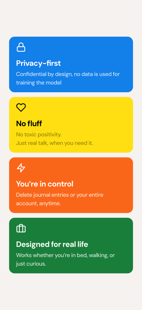 RJ: Selfcare Gratitude Journal - Cuatro tarjetas coloridas que resaltan las características de Rocket Journal: diseño centrado en la privacidad, comunicación directa sin rodeos, control del usuario y accesibilidad en la vida real.