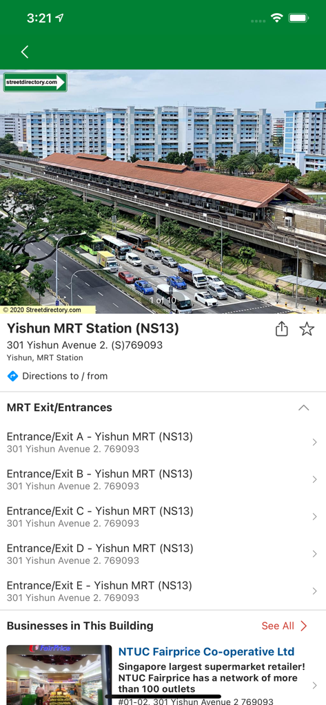 Singapore Maps - 出口や近くのビジネスを含む、Yishun MRT（地下鉄）駅の詳細を示すシンガポール マップアプリのインターフェイス。
