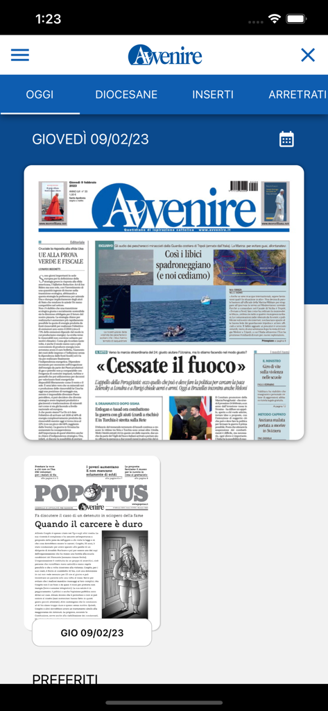 Avvenire - Edición digital del periódico Avvenire en una interfaz de aplicación móvil que muestra la portada y el menú de navegación.