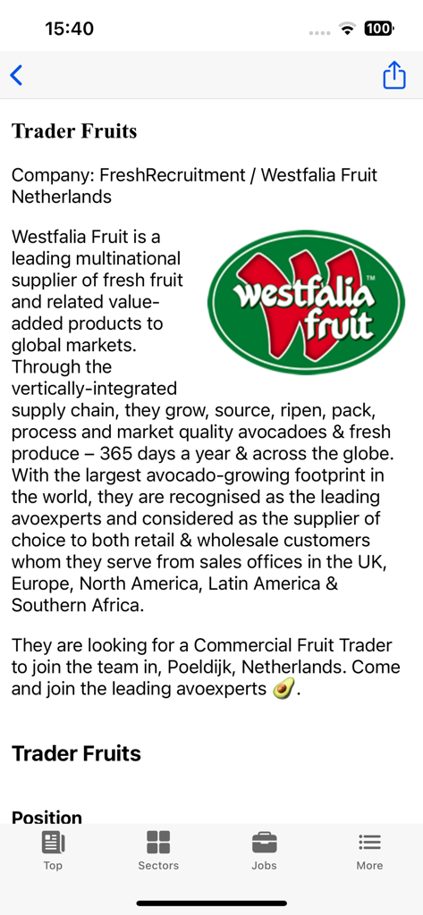 FreshPublishers.com - Una schermata di reclutamento nell'app FreshPublishers che visualizza una posizione aperta per un trader commerciale di frutta nel settore dei prodotti