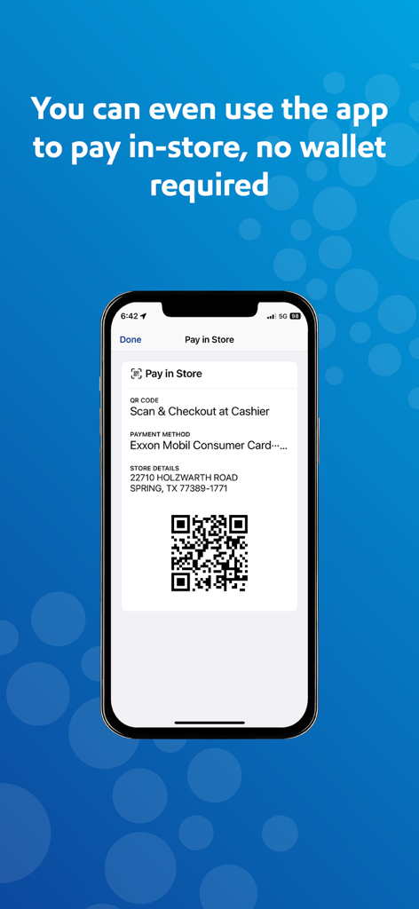 Smartphone che mostra l'interfaccia dell'app Exxon Mobil Rewards+ per il pagamento in negozio utilizzando un codice QR.