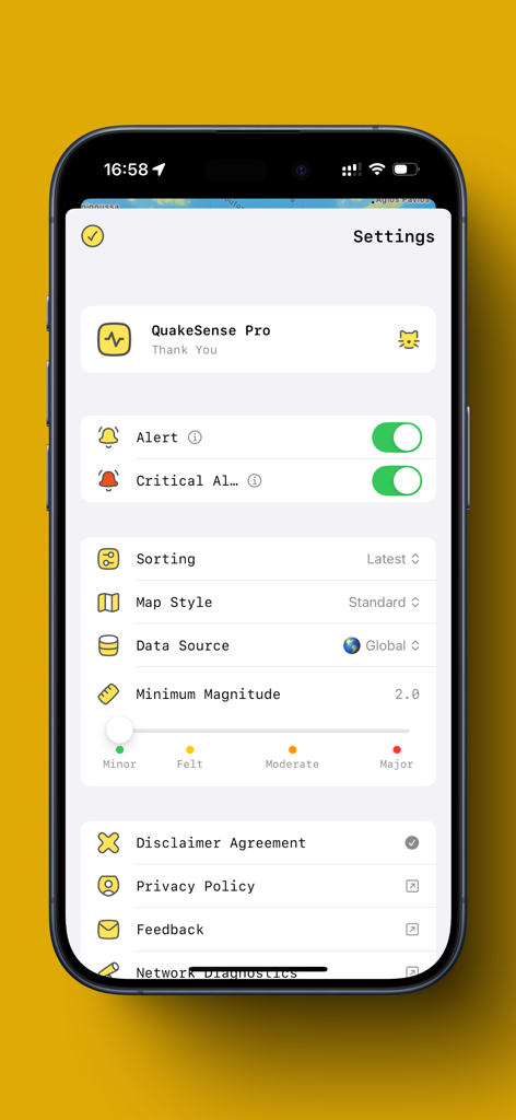 QuakeSense - Earthquake Alerts - Interfaz de configuración de la aplicación QuakeSense con activadores de alerta crítica y deslizador de magnitud de terremoto.