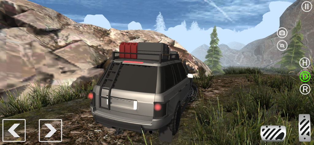 Offroad Car Simulator Games 3D - Un SUV plateado con portaequipajes conduciendo por un sendero de montaña accidentado en un juego de simulación todoterreno 3D.