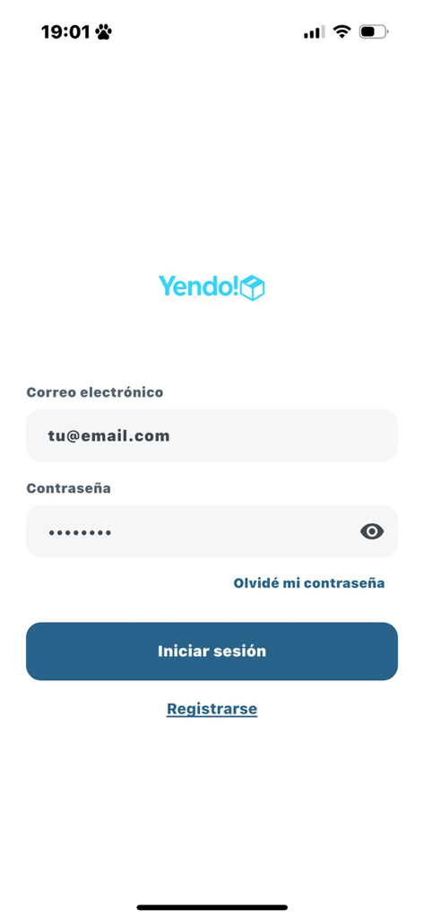 Yendo Clientes - Login screen for the Yendo Clientes app featuring email and password input fields in Spanish
