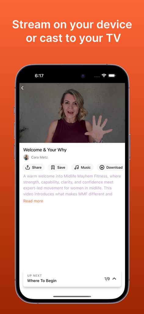 Midlife Mayhem Fitness - Pantalla de smartphone que muestra el video de bienvenida de la aplicación Midlife Mayhem Fitness por Cara Metz.