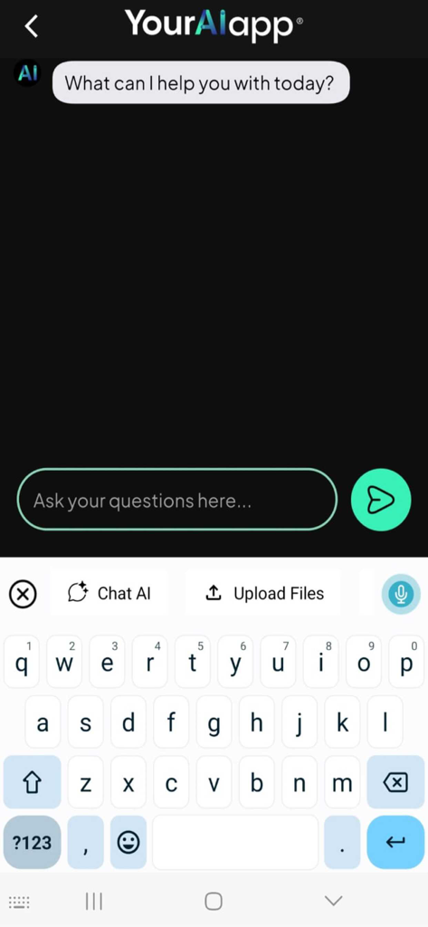 Interfaccia mobile de La Tua App AI con una tastiera AI integrata e un assistente di chat.