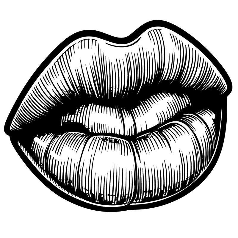 𝕣𝕖𝕒𝕝𝕚𝕤𝕥𝕚𝕔 lips