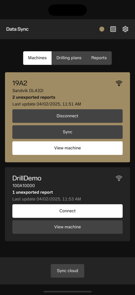 Sandvik DrillConnect - Sandvik DrillConnectデータ同期画面、機械の状態と同期オプションを表示