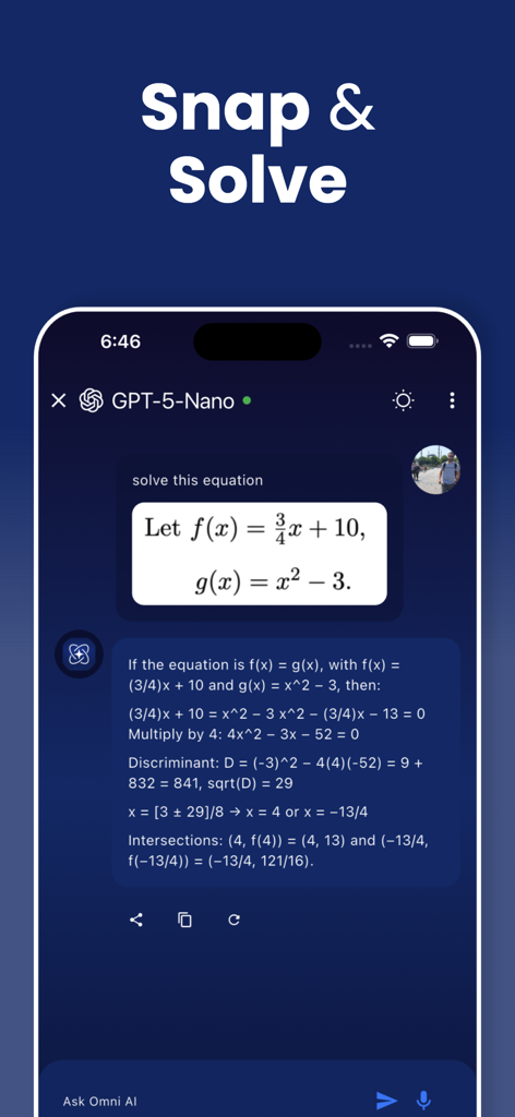 Aplicativo Omni AI resolvendo uma equação matemática passo a passo em um dispositivo móvel
