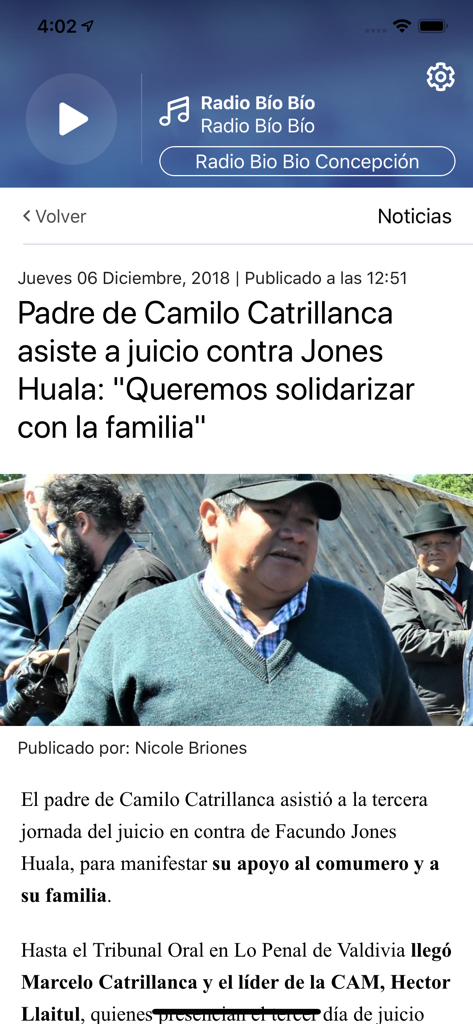 App mobile Radio Bio Bio che visualizza un articolo di notizie e controlli di streaming radio