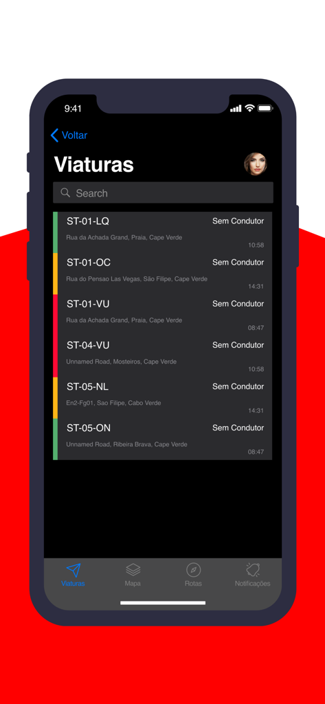 Alou Frotas - Alou Frotas app interface showing a list of tracked fleet vehicles with status and locations