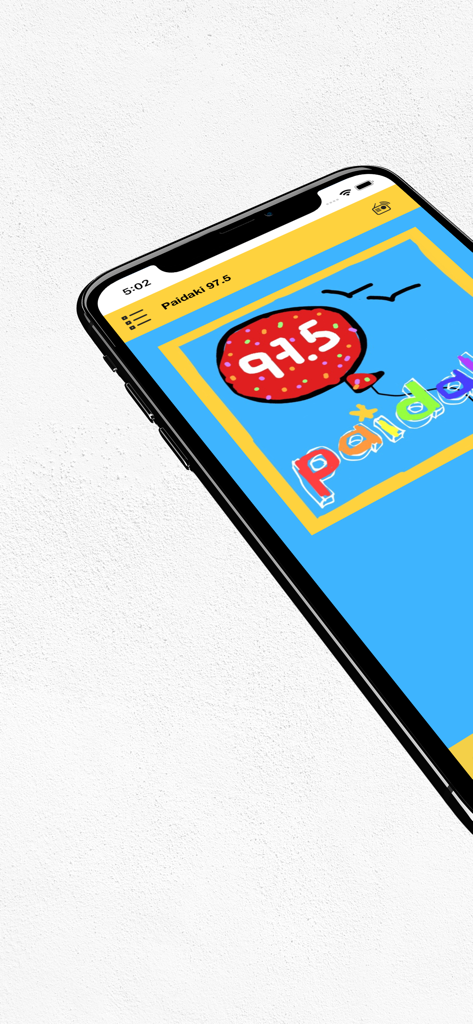 Smartphone zeigt die bunte Benutzeroberfläche der griechischen Paidaki 975 Radio-App für Kinder