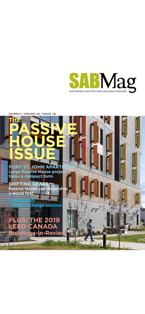Cover des SABMag-Magazins mit einem modernen nachhaltigen Apartmentgebäude für die Passivhaus-Ausgabe.