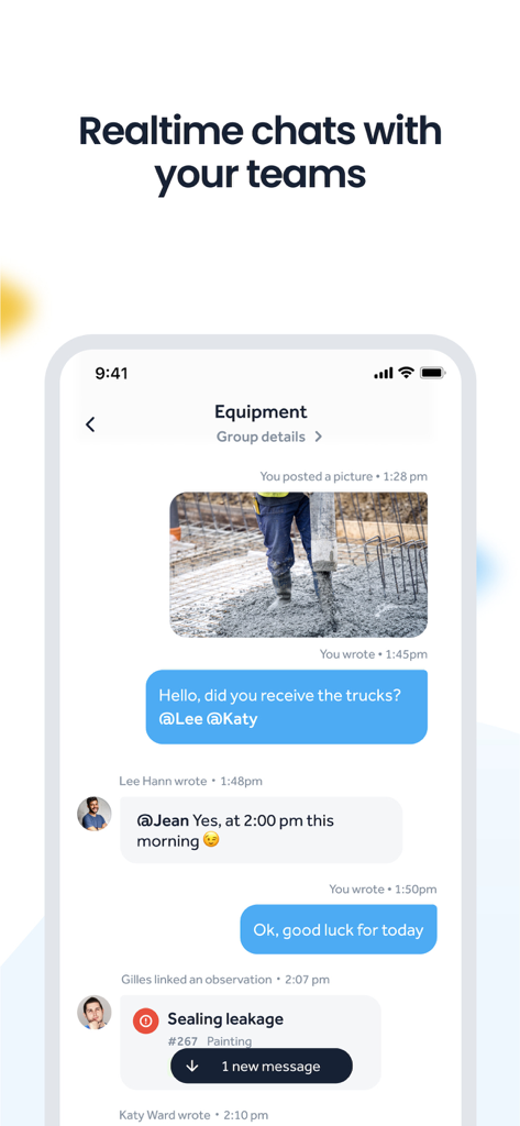 Finalcad One app interface showing real-time chat for construction teams with project photos and site observations