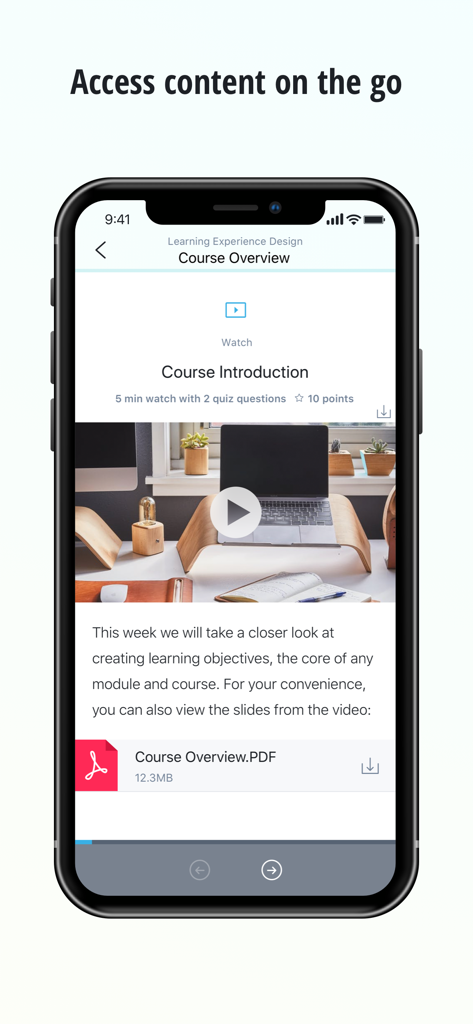 Pantalla de la aplicación NovoEd que muestra un resumen del curso con una introducción en video y una opción de descarga de PDF