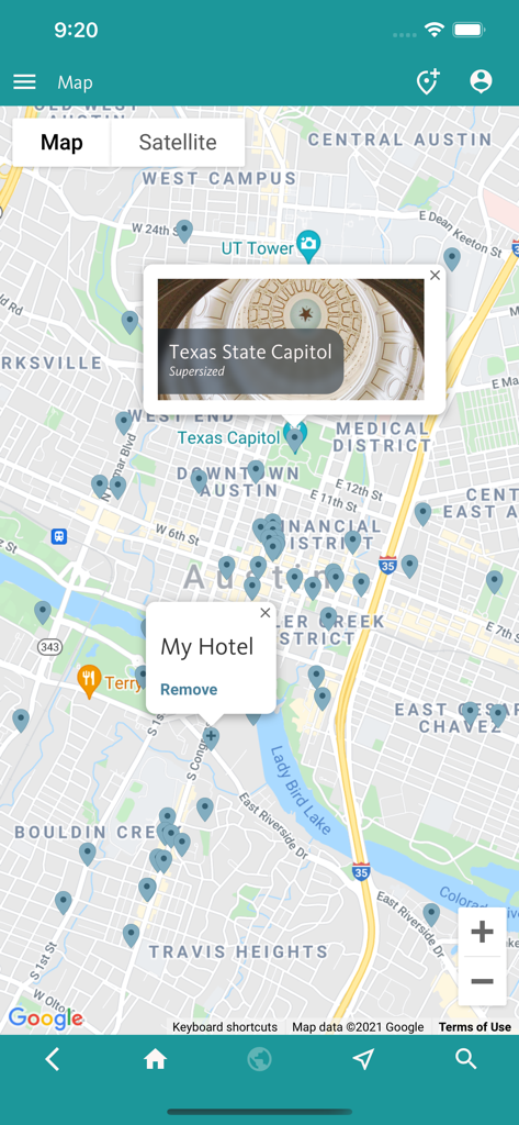 オースティン旅行ガイドアプリのインタラクティブマップビュー。テキサス州議会議事堂の地点情報とカスタムホテルマーカーが表示されている。