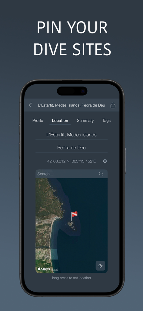 Deep Tools app interface showing a dive site location pinned on a satellite map with geographic coordinates