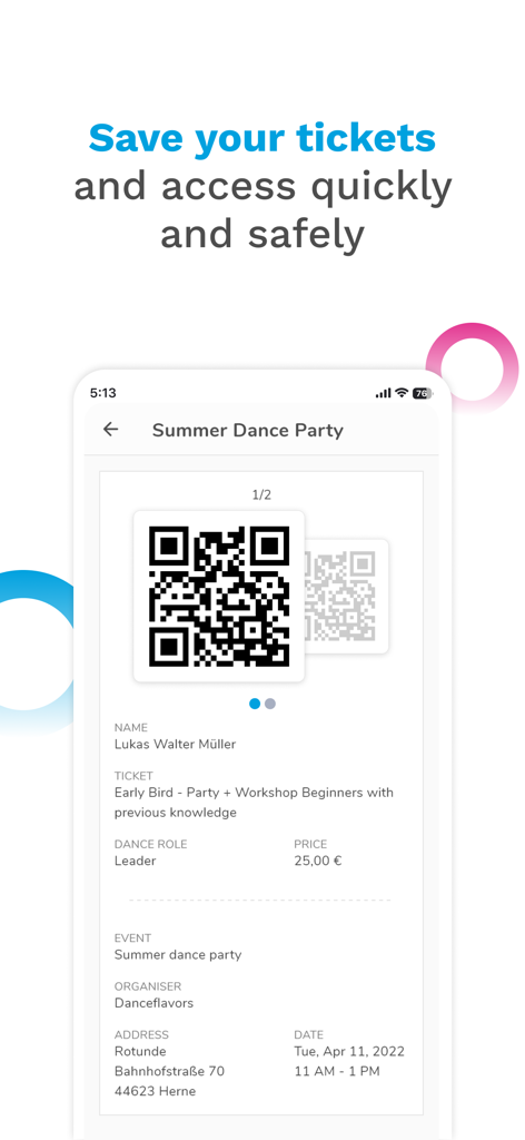 Un'interfaccia di un'app mobile che mostra un biglietto digitale per un evento di una festa di ballo con un codice QR e dettagli di prenotazione.