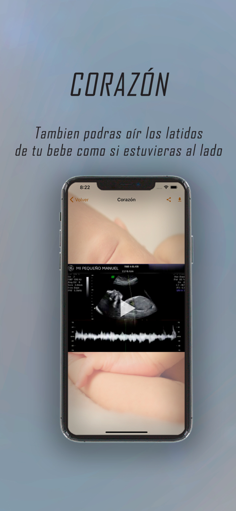 Smartphone mostrando un vídeo de ultrasonido del latido del corazón de un bebé en la App Ecobebe