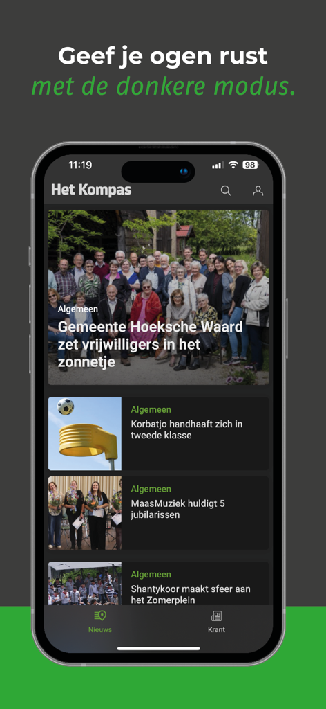 Het Kompas Online - Screenshot of the Het Kompas Online mobile app showing local Hoeksche Waard news articles in dark mode.