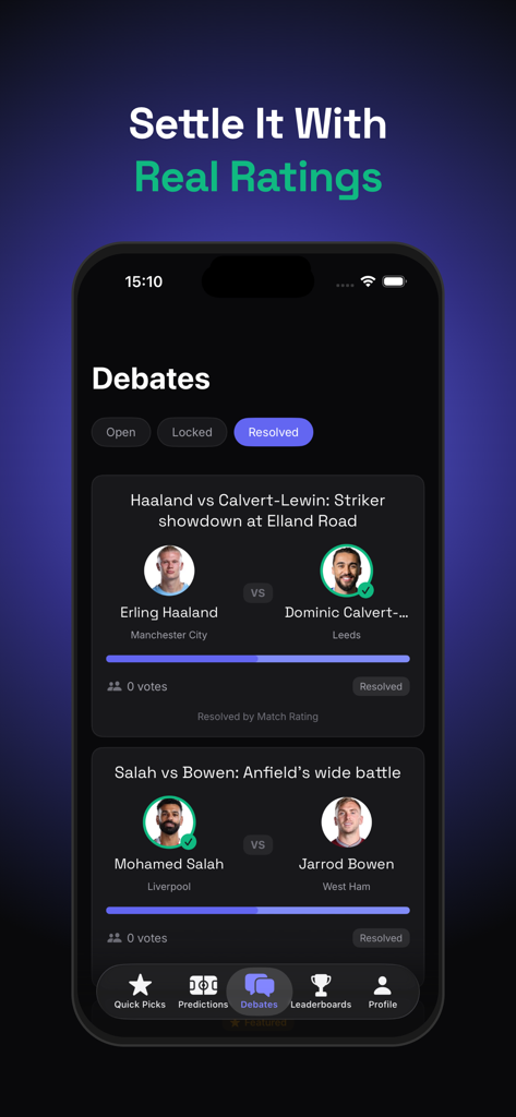 Opinex App - Opinex App-Bildschirm, der die Debatten-Funktion mit gelösten Fußballspieler-Vergleichen basierend auf echten Spielbewertungen zeigt.