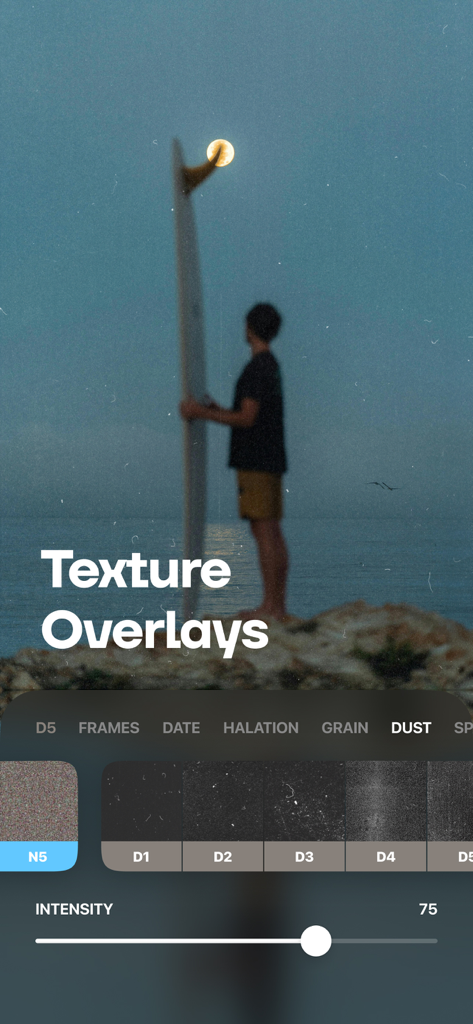 L'interface de l'application Uplens montrant des superpositions de textures de poussière et un curseur d'intensité sur une photo de plage