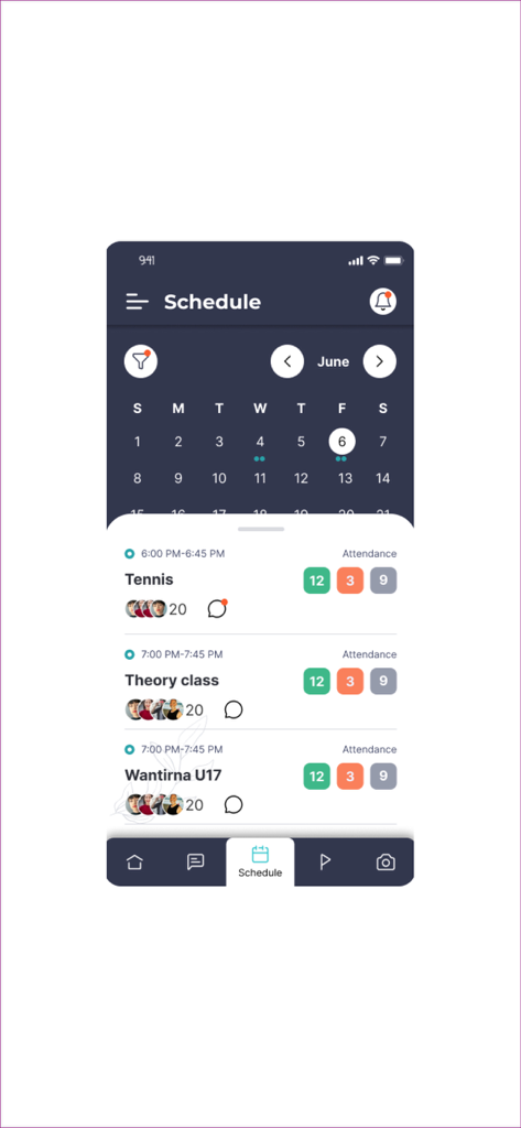 Outcoach - Interfaz de la aplicación Outcoach que muestra un calendario mensual y el horario de clases con seguimiento de asistencia para entrenamiento deportivo