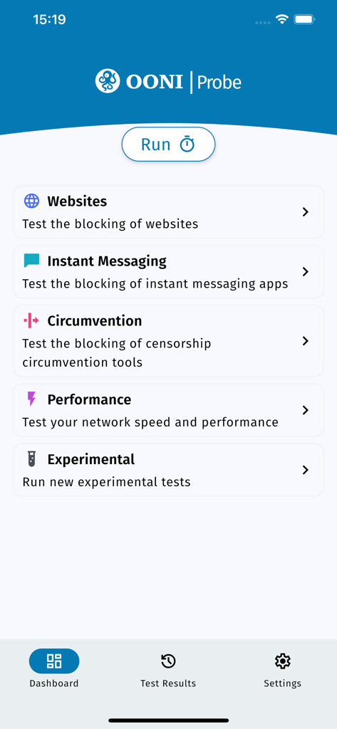 OONI Probe - Panel de control de la aplicación OONI Probe con opciones de prueba de interferencia de red y rendimiento