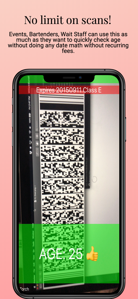 Teléfono inteligente escaneando un código de barras de identificación con la aplicación 21 plus Age Check mostrando una verificación de edad exitosa de 25 con un pulgar hacia arriba verde