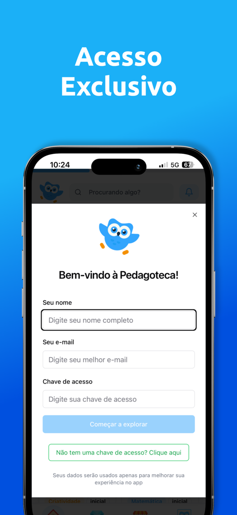 Pedagoteca - Login and registration screen for the Pedagoteca educational app featuring a blue owl mascot