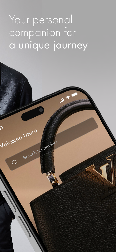 Louis Vuitton - Pantalla de inicio de la aplicación Louis Vuitton con un mensaje de bienvenida personalizado y un bolso de cuero negro
