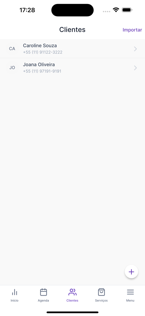 Pantalla de gestión de clientes de la aplicación Salão 365 que muestra una lista de clientes del salón