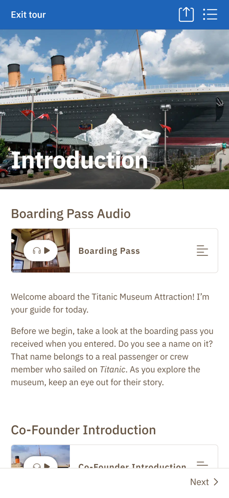 タイタニック博物館アトラクションアプリの紹介画面。オーディオツアーガイドと博物館の外観を表示しています。