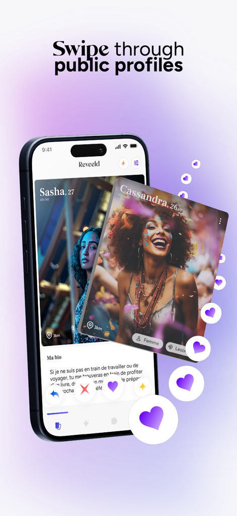 Reveeld - Dating LGBTQ+ - Interfaz de la aplicación de citas Reveeld en un iPhone mostrando perfiles de usuario y el titular 'Desliza entre perfiles públicos'.