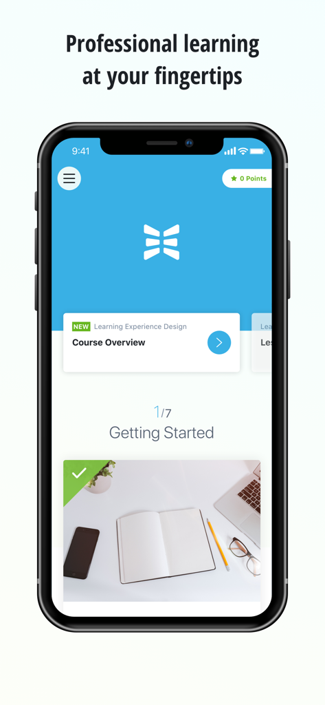 Interfaz de la aplicación de aprendizaje profesional NovoEd que muestra un resumen del curso y el seguimiento del progreso en un iPhone.